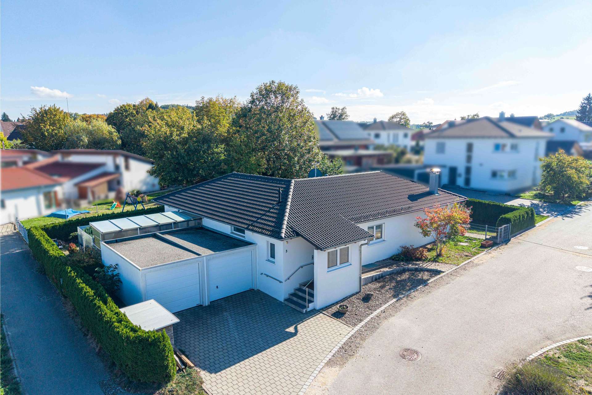 Wohnen auf einer Ebene! Gepflegter Winkelbungalow mit großzügigem Sommergarten